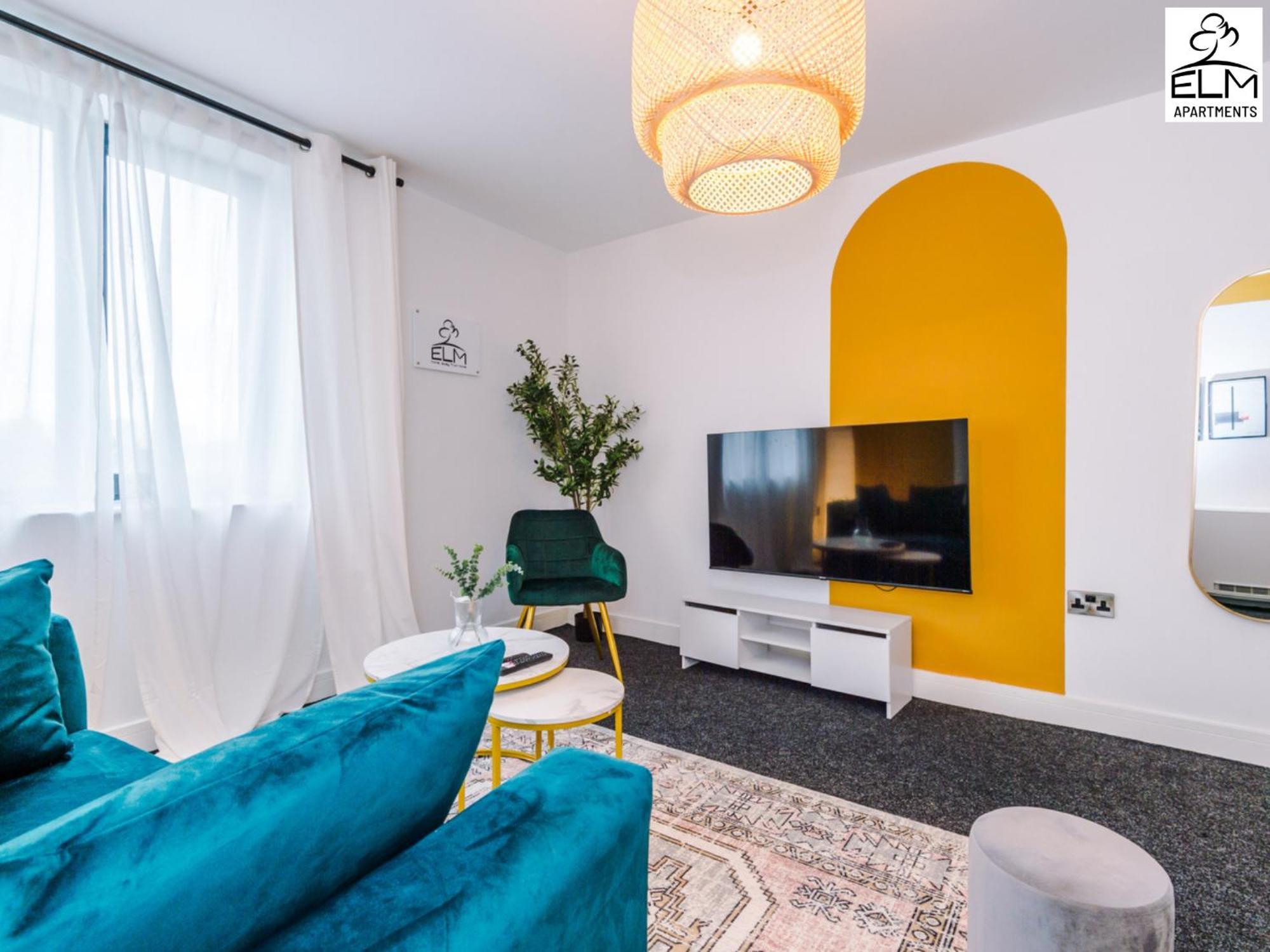 Elm Aparthotel , Collection Of Apartments Available Near Media City , Free Parking マンチェスター エクステリア 写真