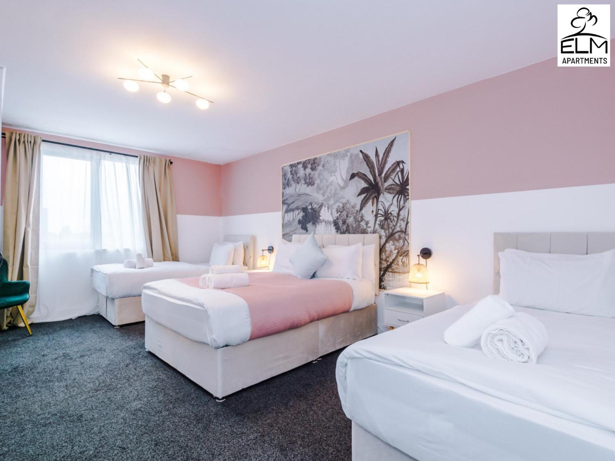 Elm Aparthotel , Collection Of Apartments Available Near Media City , Free Parking マンチェスター エクステリア 写真