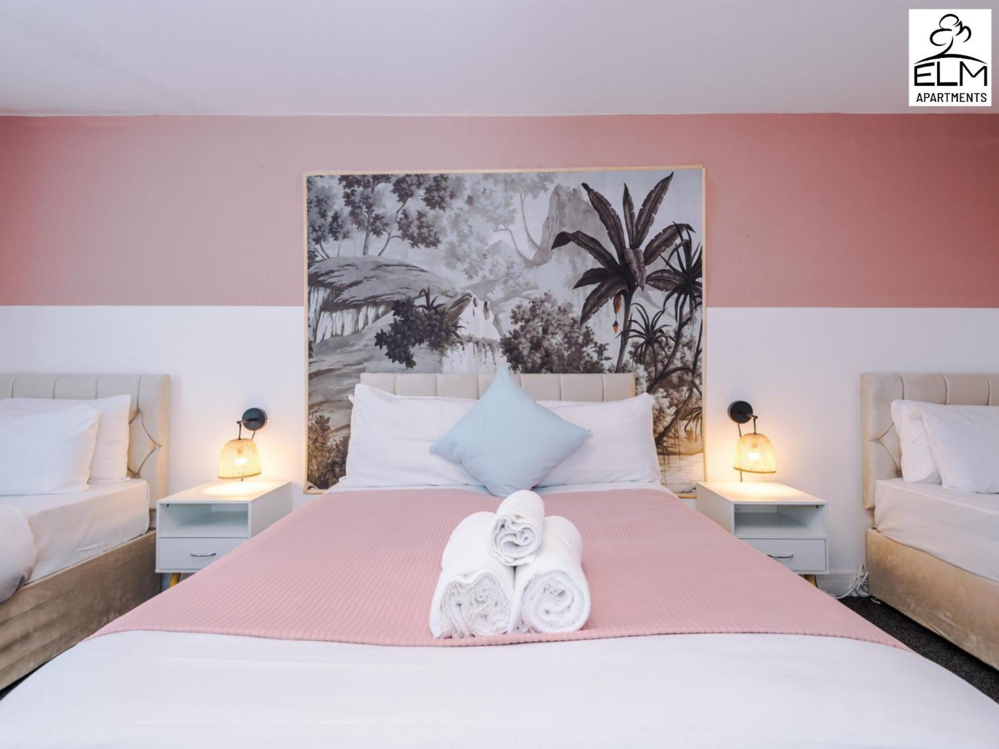 Elm Aparthotel , Collection Of Apartments Available Near Media City , Free Parking マンチェスター エクステリア 写真