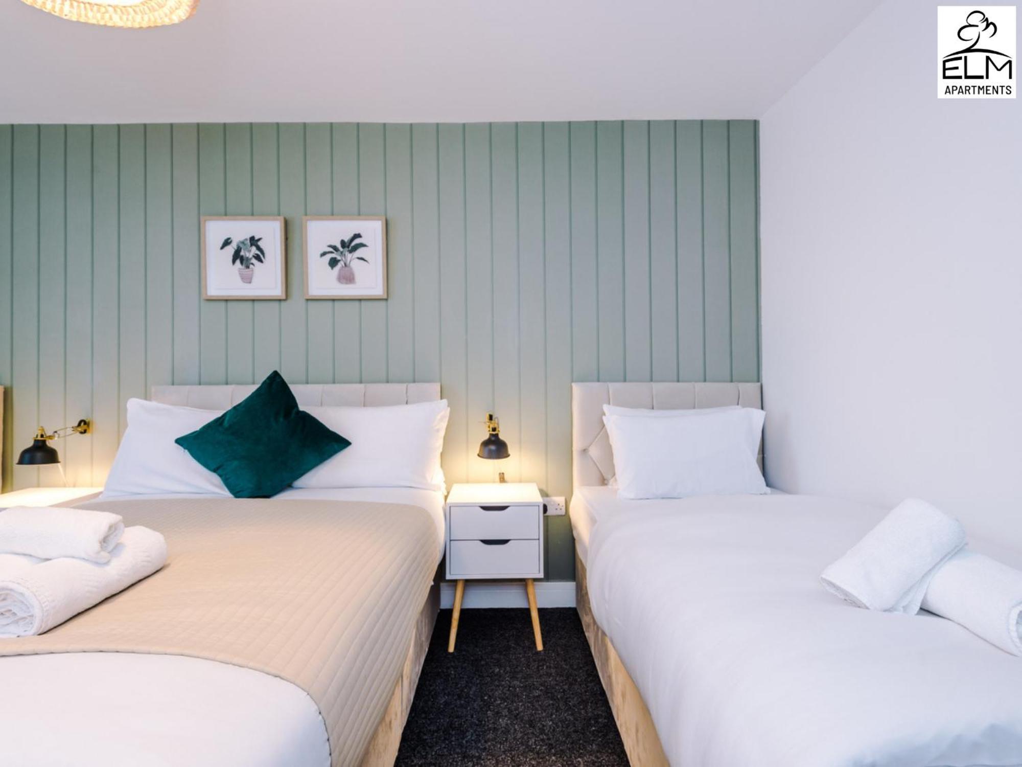 Elm Aparthotel , Collection Of Apartments Available Near Media City , Free Parking マンチェスター エクステリア 写真